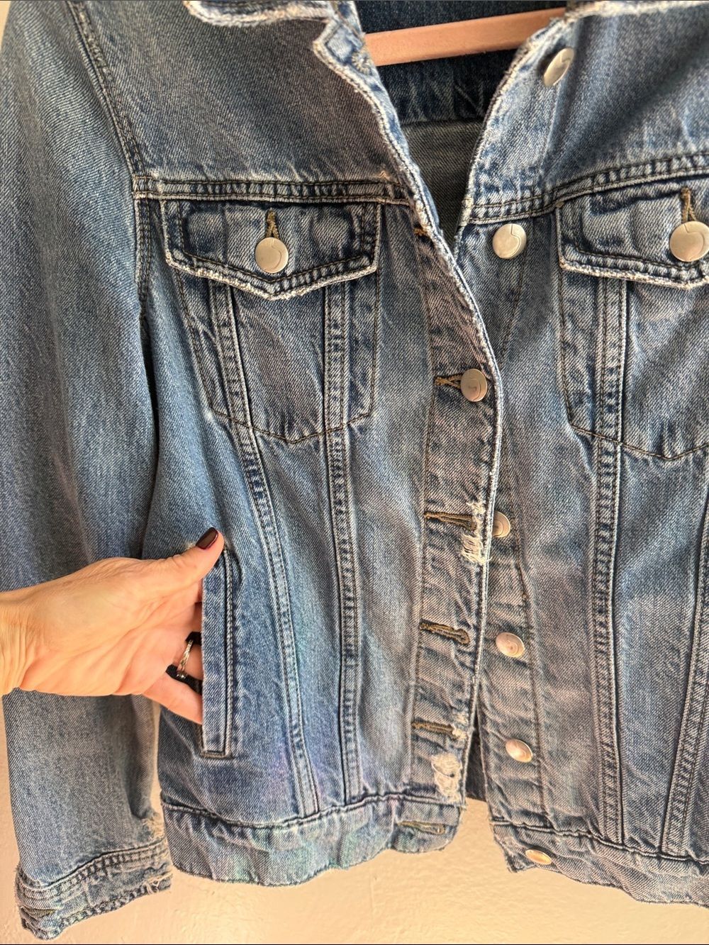 Joe’s Jeans Classic Blue Denim Jean Jacket Distressed Rips Women's Small Revolve - Picture 4 of 12